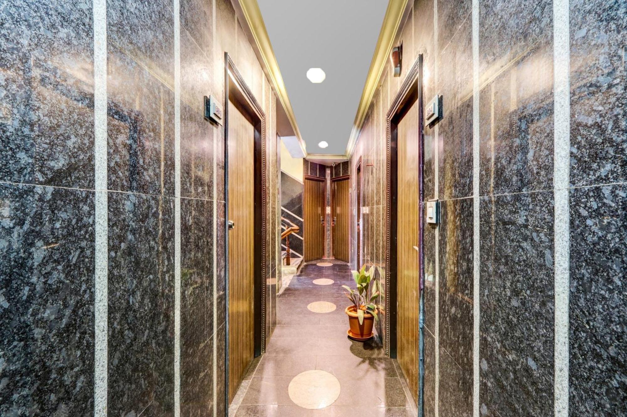 Vijayawāda Hotel O Hanuman Pet Near Railway Station מראה חיצוני תמונה