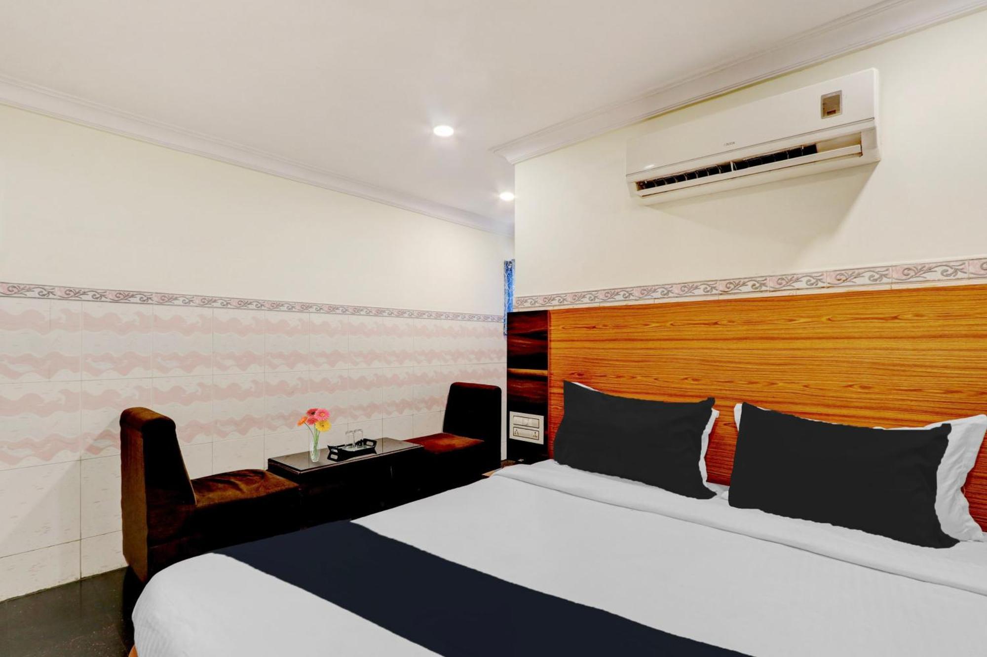 Vijayawāda Hotel O Hanuman Pet Near Railway Station מראה חיצוני תמונה